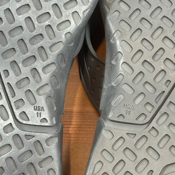 Oakley Men's B1B Flip Flop Grey Sandals Size 11 - Picture 7 of 7